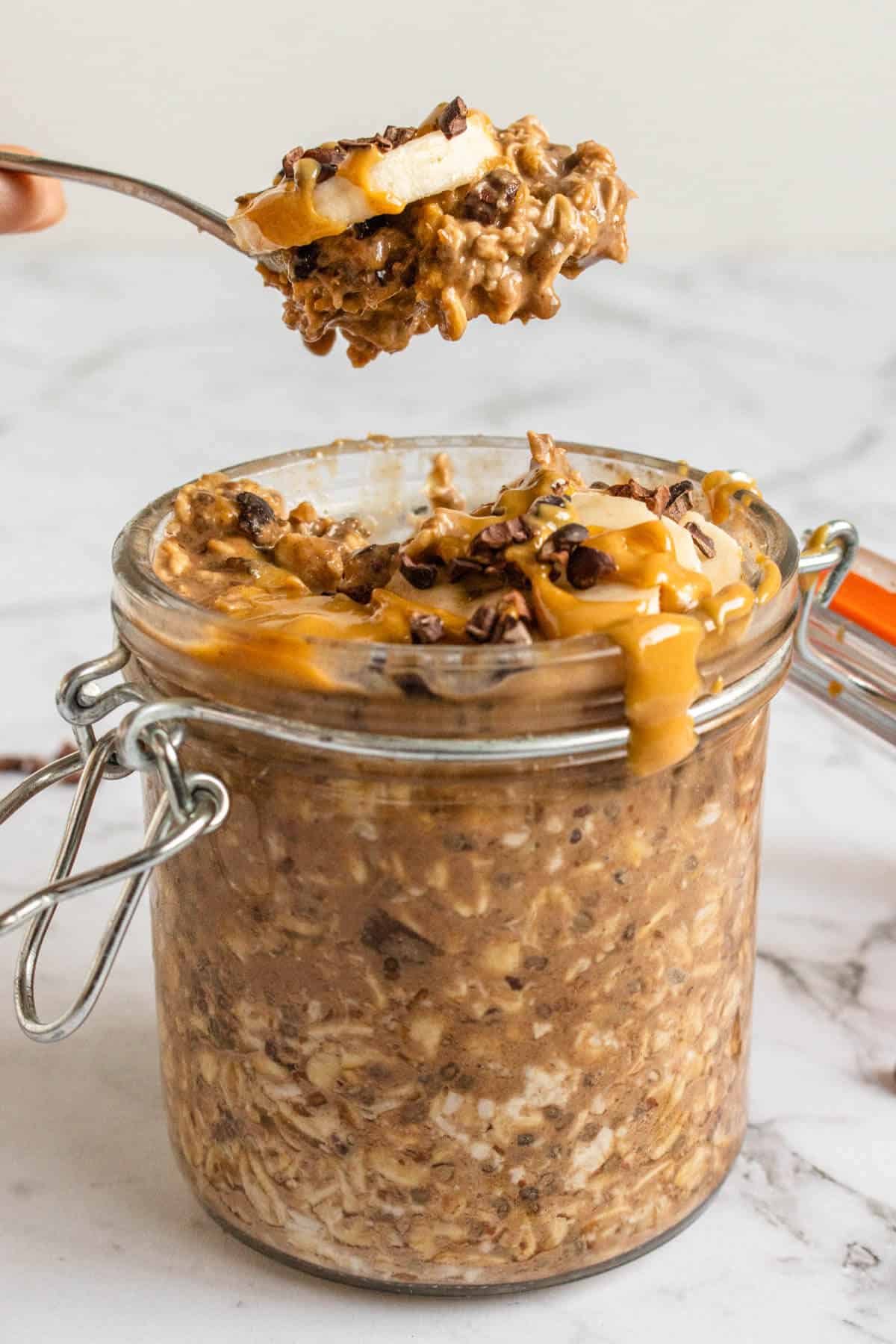 Easy Chocolate Peanut Butter Overnight Oats l Joyful Healthy Eats