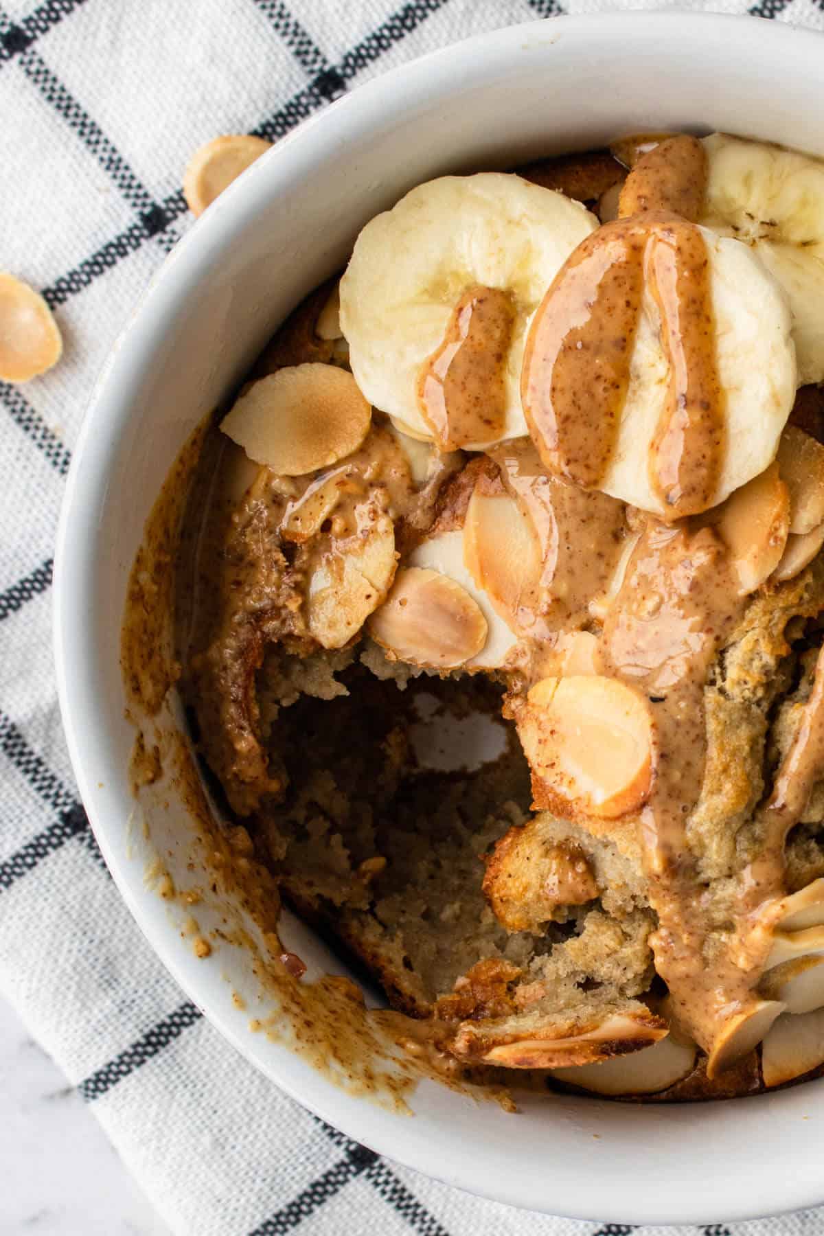 https://cookingwithayeh.com/wp-content/uploads/2021/03/Baked-Oats-6.jpg