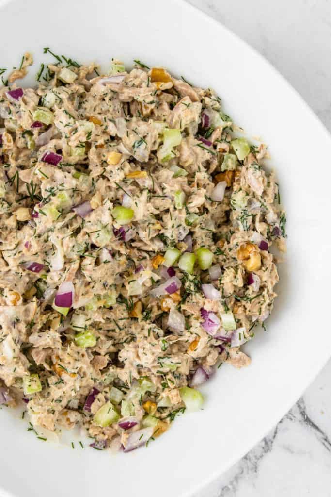 Healthy Tuna Salad - Cooking With Ayeh