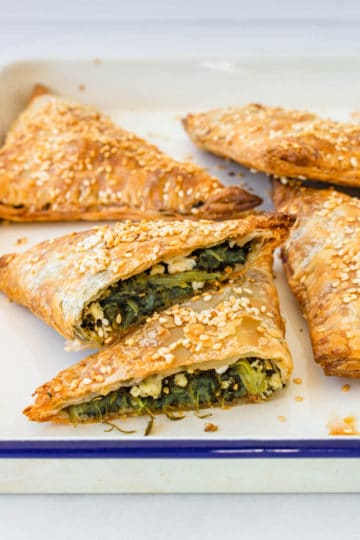 Spinach and Feta Triangles - Cooking With Ayeh