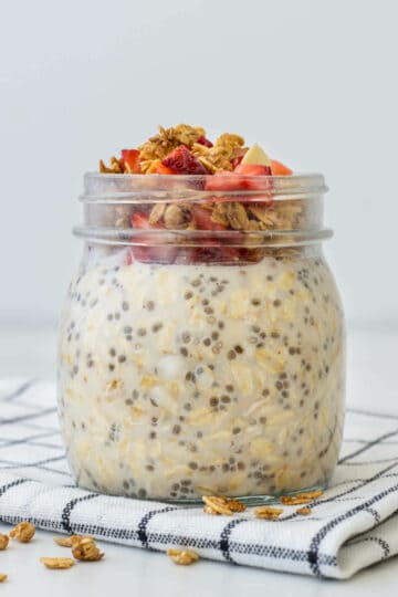 Overnight Oats Cooking With Ayeh