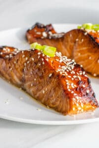 Teriyaki Salmon - Cooking With Ayeh