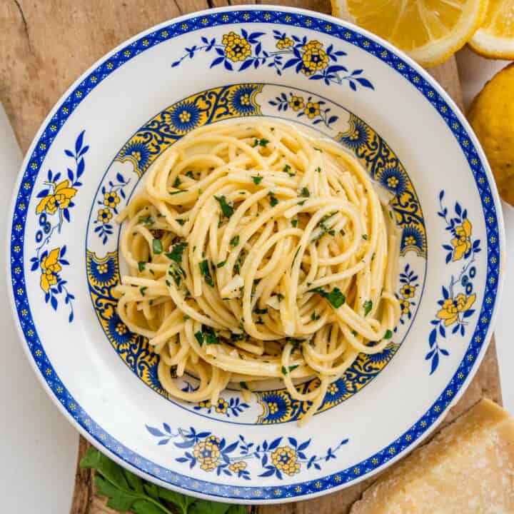 Lemon Garlic Pasta (Pasta Al Limone) Cooking With Ayeh