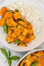 Thai Yellow Curry (Vegan) - Cooking With Ayeh