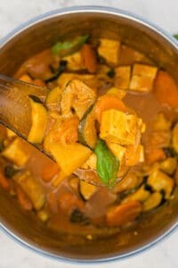 Thai Yellow Curry (Vegan) - Cooking With Ayeh