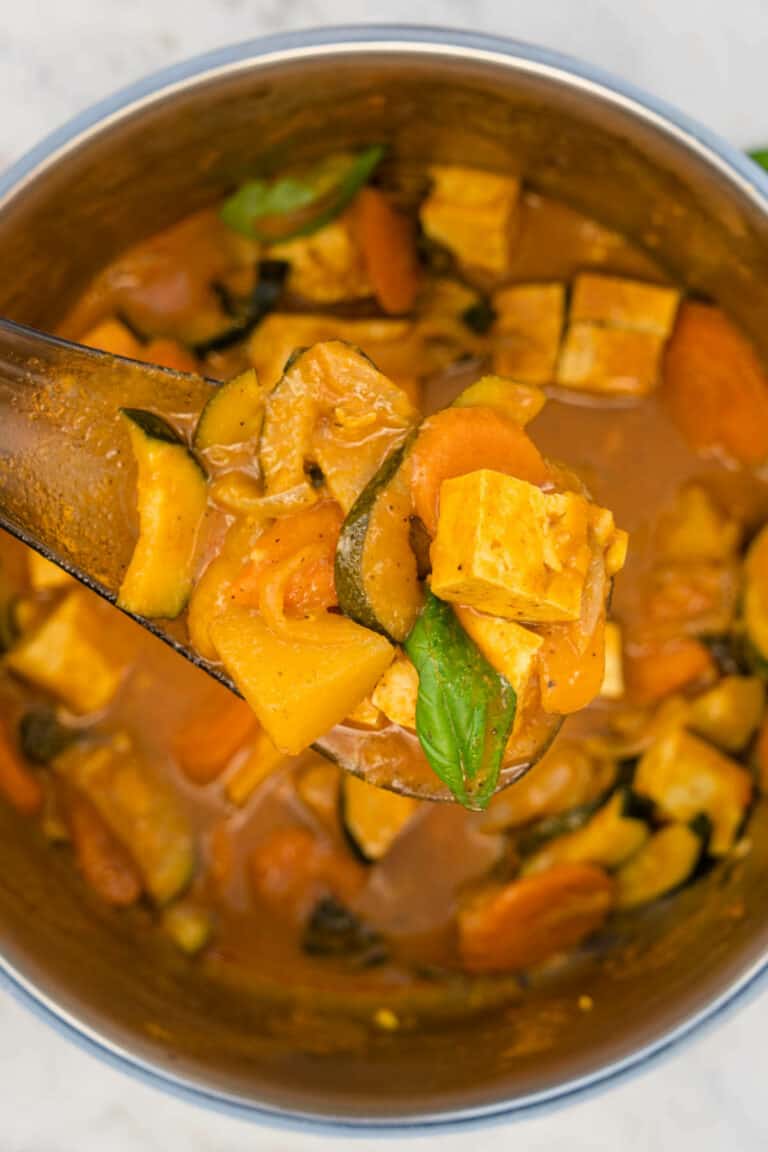 thai-yellow-curry-vegan-cooking-with-ayeh