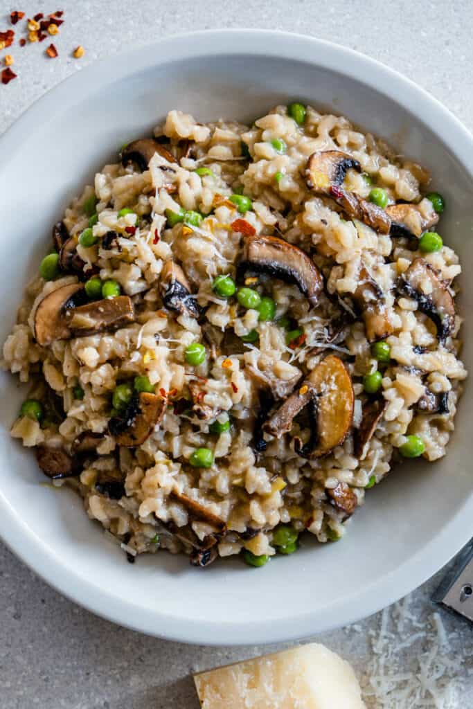 Mushroom and Pea Risotto (Easy One Pan) Cooking With Ayeh