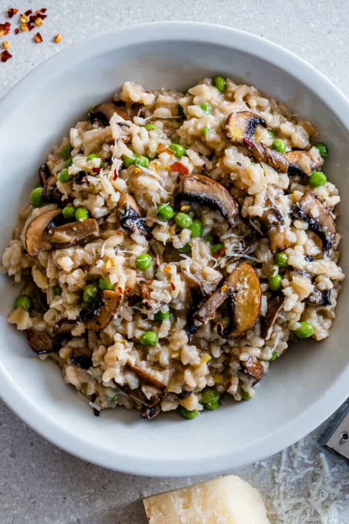 Mushroom and Pea Risotto (Easy One Pan) Cooking With Ayeh