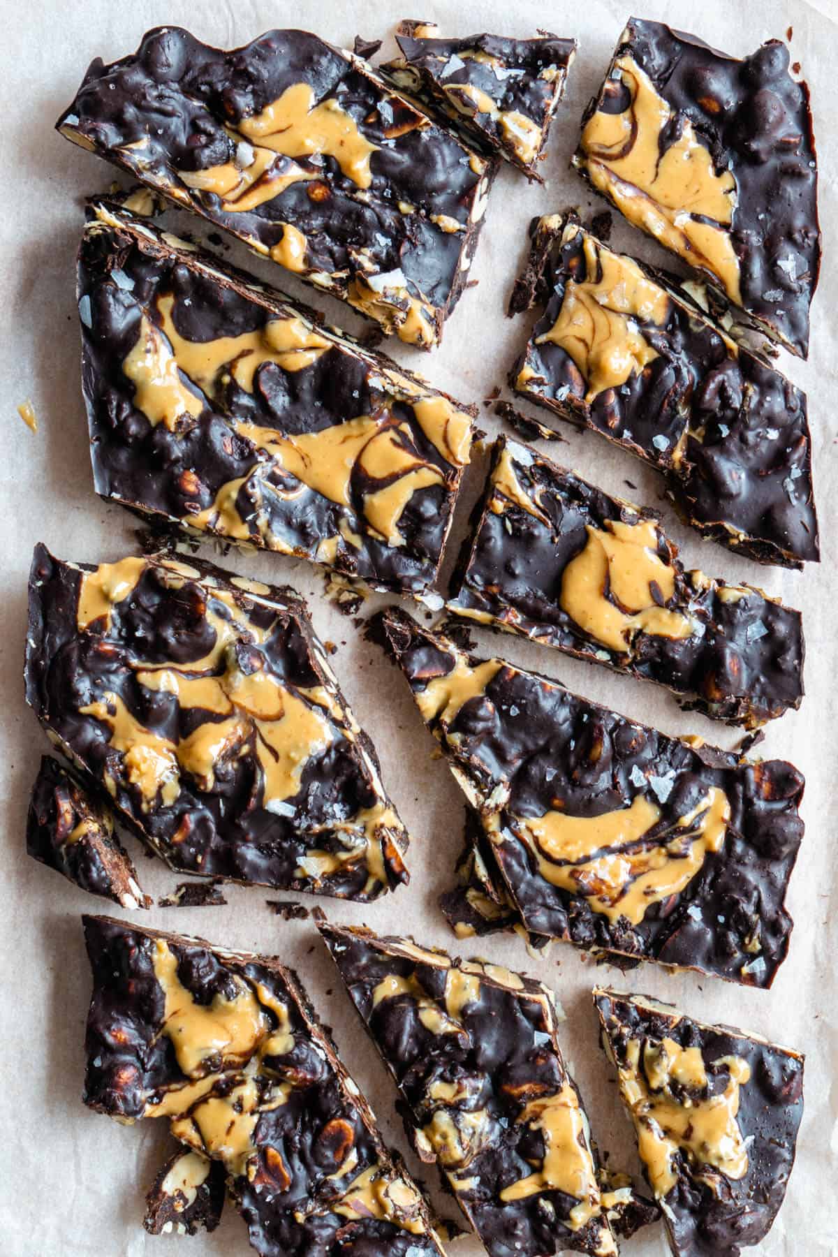 https://cookingwithayeh.com/wp-content/uploads/2023/03/Snickers-Chocolate-Bark-4.jpg