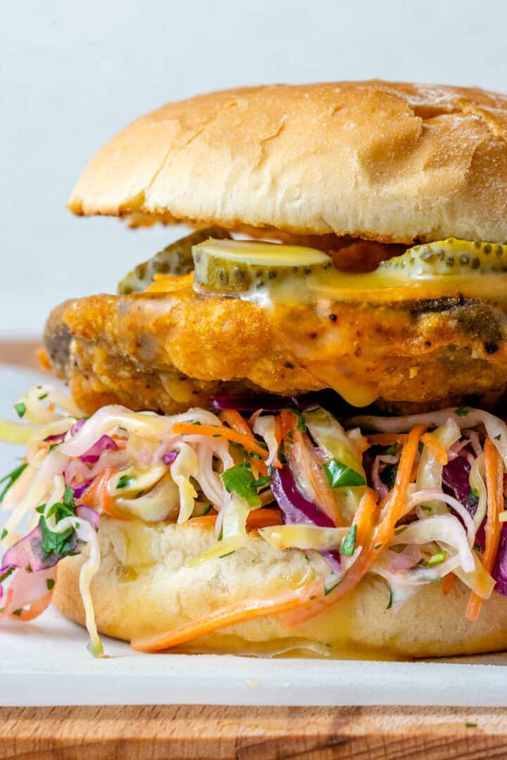 Vegan Chicken Sandwich (Fried & Crispy) Cooking With Ayeh