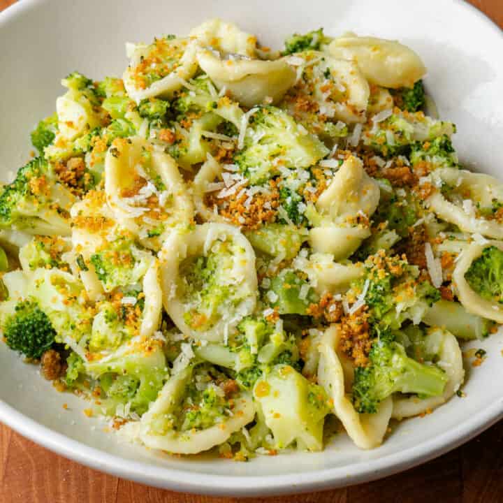 Broccoli Pasta (15 Minutes) Cooking With Ayeh