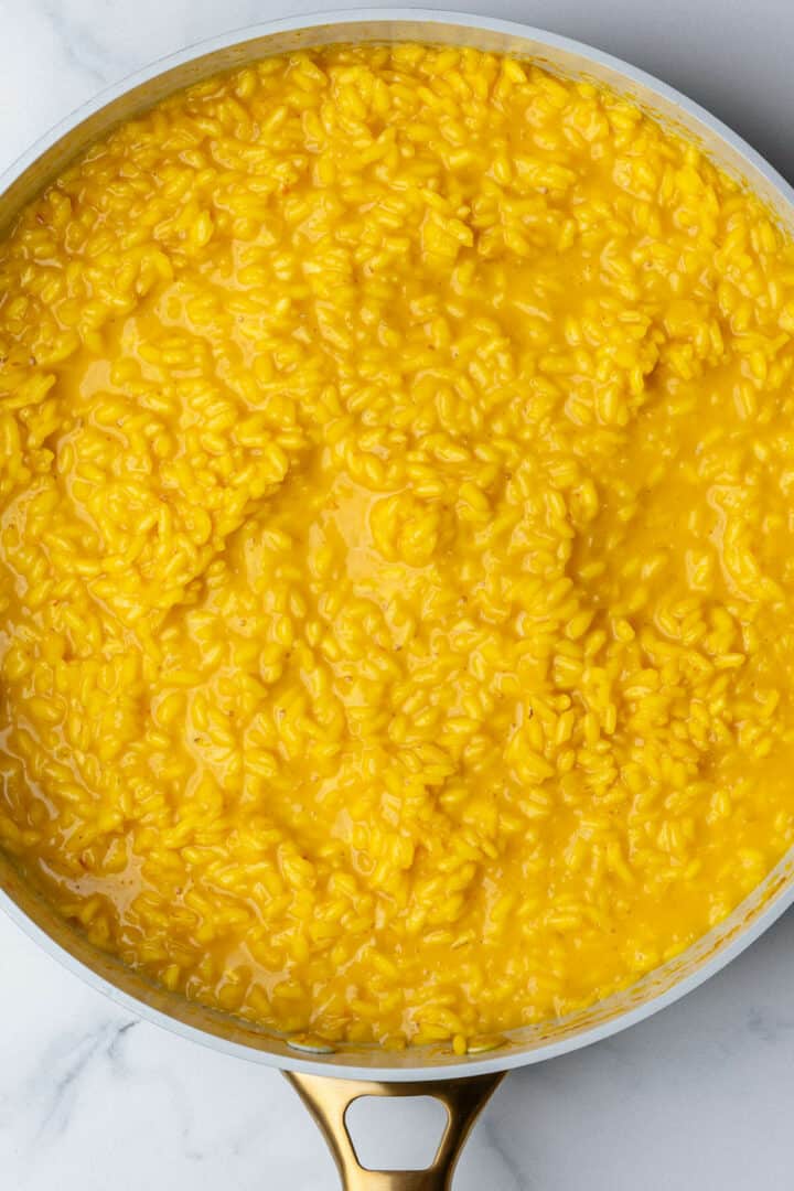 Creamy Saffron Risotto (Risotto alla Milanese) Without Butter