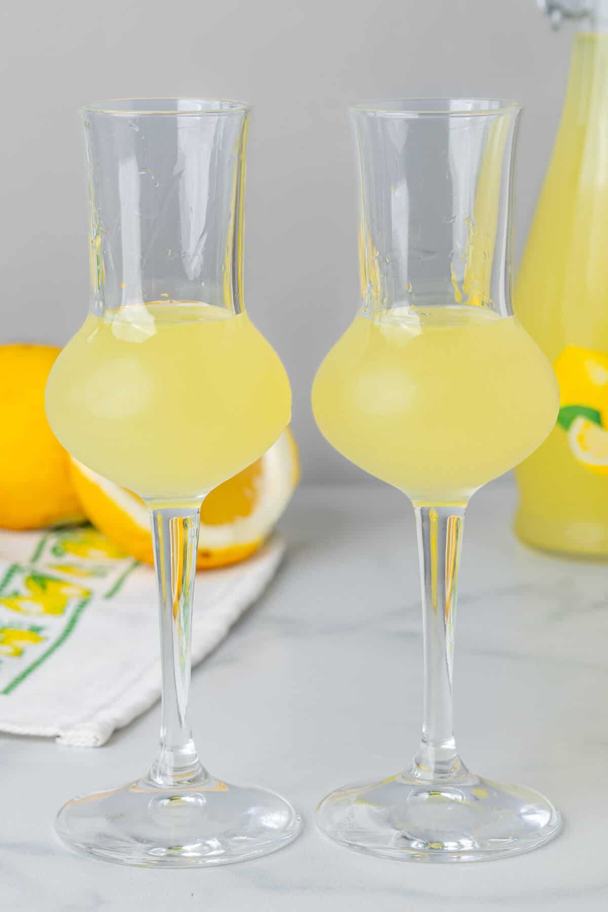Limoncello recipe with two shot glasses