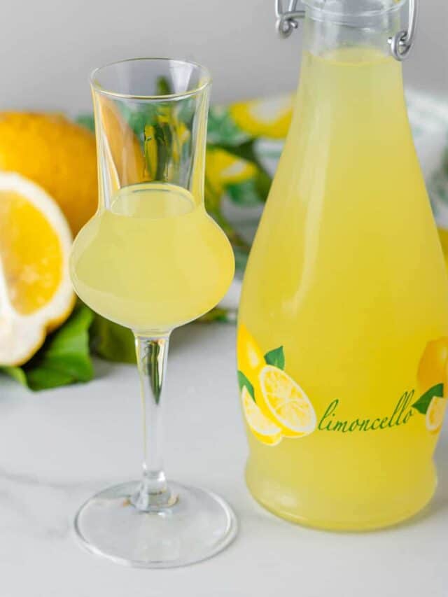 Limoncello Recipe (Authentic Italian with Easy Steps) - Cooking With Ayeh