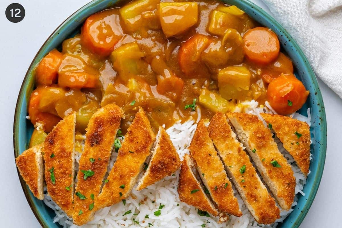 Katsu curry bowl with curry, tofu katsu and rice