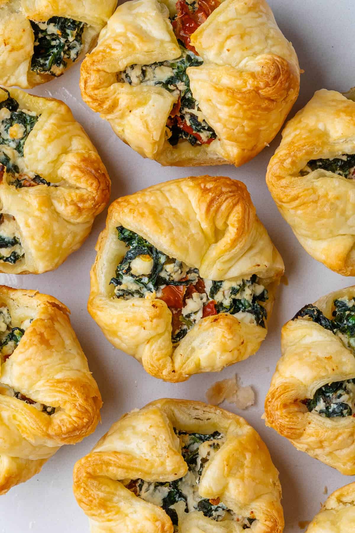 Spinach puffs with ricotta and feta