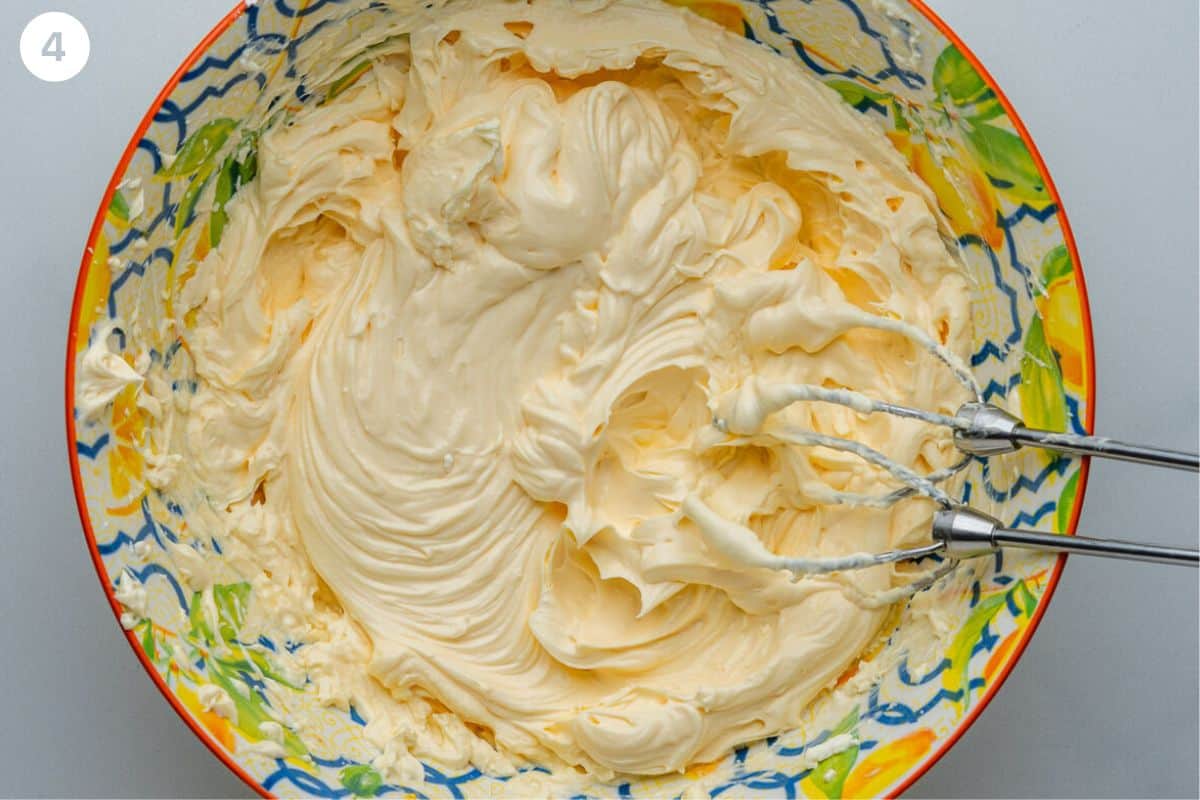 Egg yolks whipped with cream