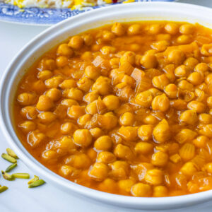 Chickpea stew served in a bowl