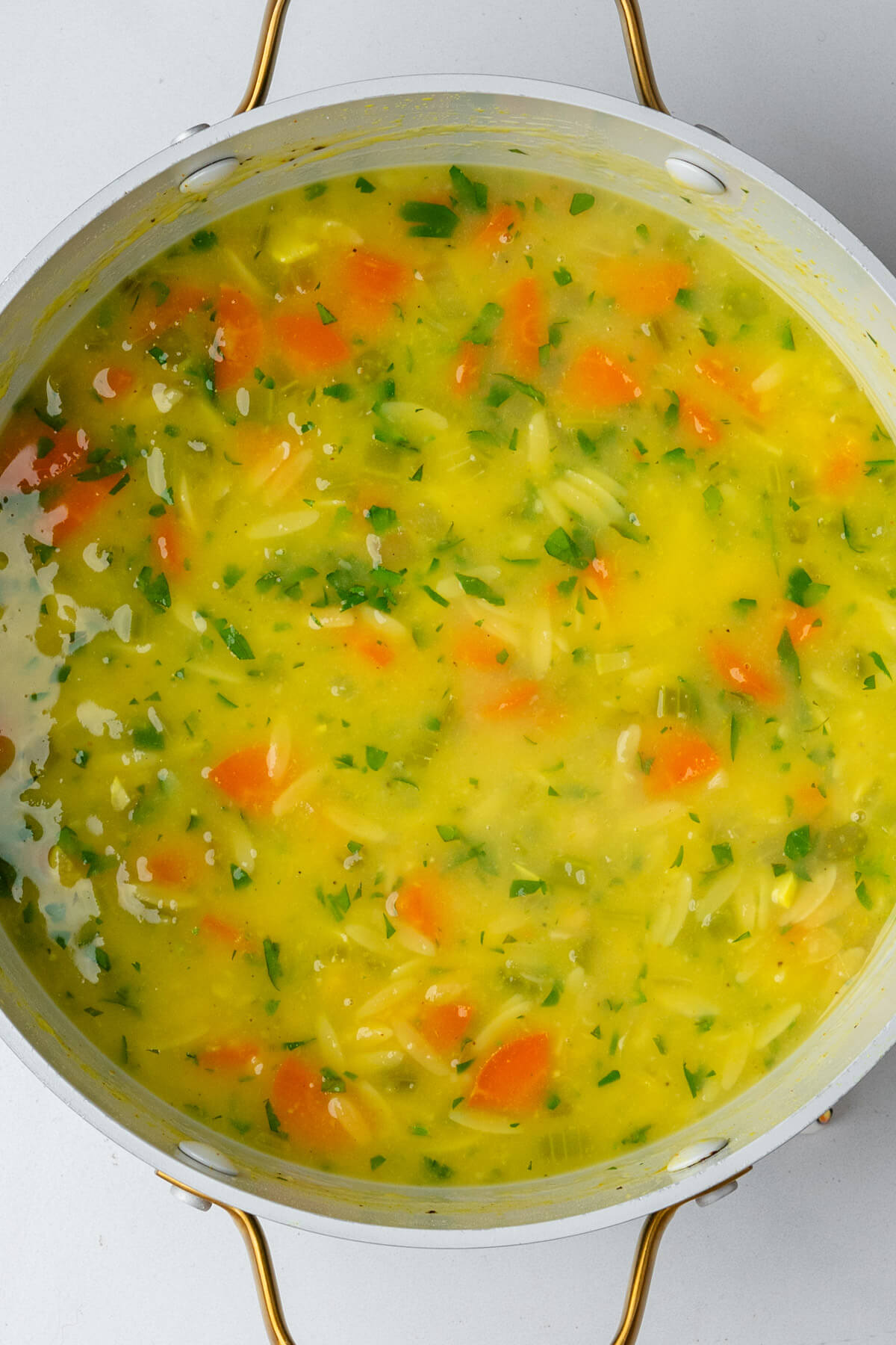 Large of of lemon orzo soup