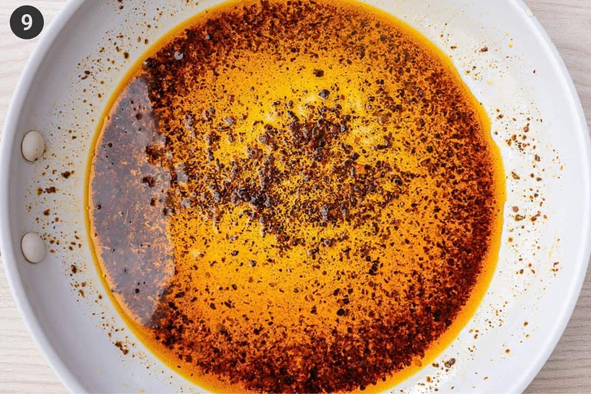 Aleppo pepper prepared and ready to use in pan